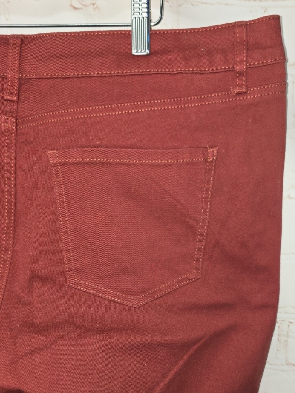 Basic Editions Skinny Roll Up Stretch Jeans in Burgundy Womens Size 18 NWT - Picture 8 of 15